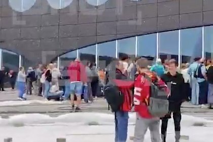 Разрушения в аэропорту Камчатки после землетрясения попали на видео