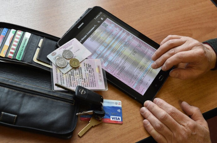 Разработан законопроект о страховании водителей «люксовых» служебных машин Разработан законопроект о страховании водителей «люксовых» служебных машин