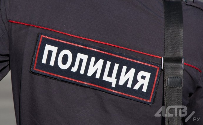 Мужчина с 10-метровой высоты провалился в колодец на юге Сахалина