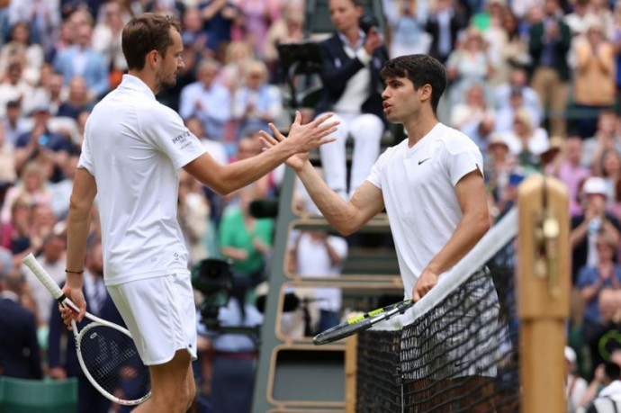 Теннис, ATP-500, Пекин, полуфинал, Медведев - Алькарас, прямая текстовая онлайн трансляция