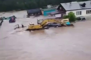 Режим ЧС объявлен из-за прорыва плотины на Киалимском водохранилище