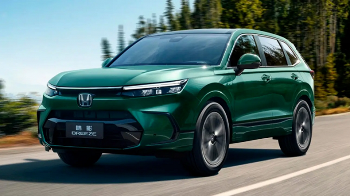 Honda CR-V вернулась в Россию. Топовый Honda Breeze предлагают за 6,29 млн рубелй