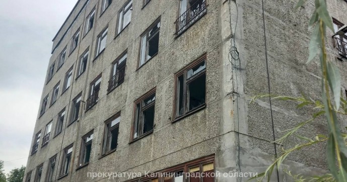 После погрома подростков прокуратура потребовала закрыть проход к пристройке калининградского тубдиспансера