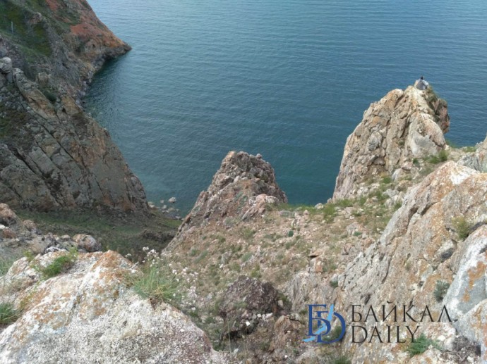 В Прибайкальском нацпарке очистят скалы