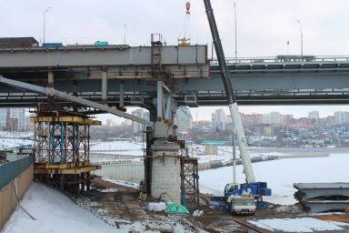 В Уфе реконструкция моста через Белую подошла к «экватору»