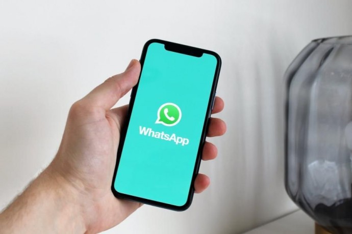 Перестанет работать: WhatsApp вводит новое правило для всех россиян с 25 октября