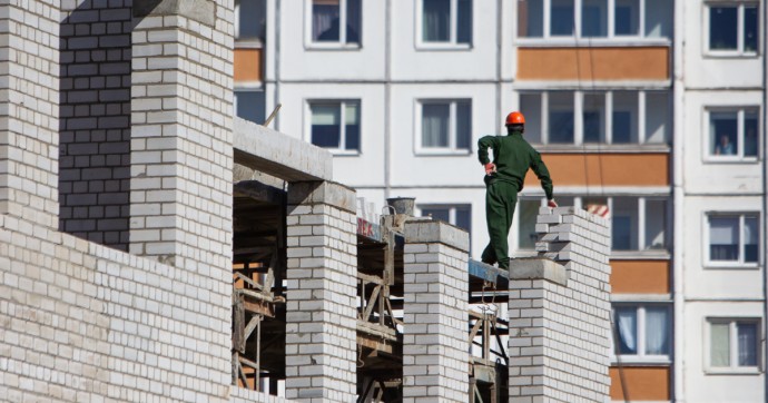 В Калининграде у Второго эстакадного моста собрались строить высотный дом