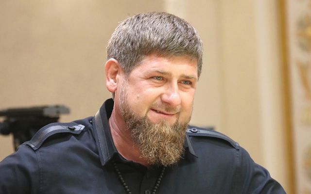 Песков направил Кадырова в полицию, если ему угрожают