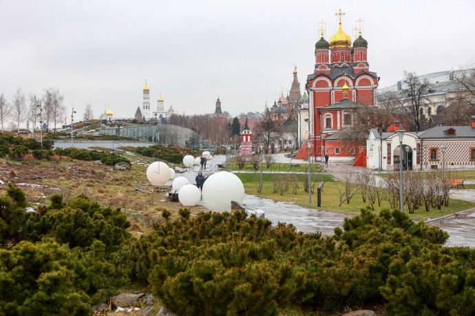 Облачная с прояснениями погода и до 3 градусов мороза ожидаются в столичном регионе 12 января