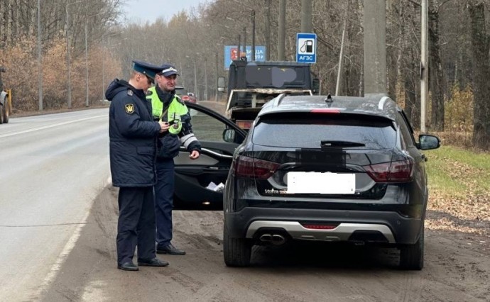 В Кирове ловят должников на дорогах