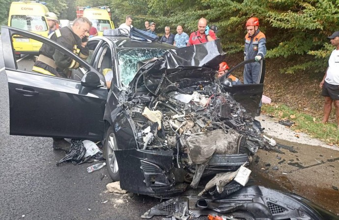 В Сочи в жуткой аварии погибли двое пензенцев