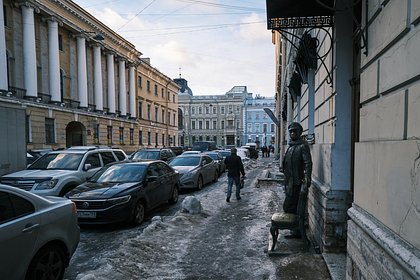 Прокуратура потребовала выплатить пенсионерке 300 тысяч рублей за падение во дворе