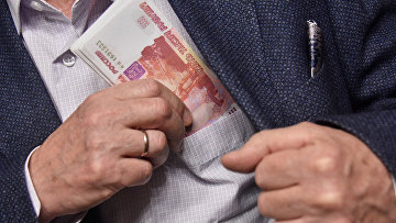 Суд назначил свердловскому экс-министру 6,5 лет колонии и штраф за взятки