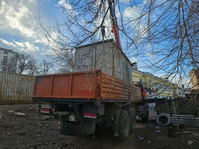 Снос продолжается. Незаконные гаражи вывезли еще из одного района во Владивостоке