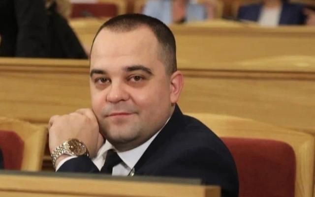 Суд в Уфе продлил арест депутату Алексею Локотченко