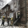 На улице Стрелочной в Пензе из горящего дома спасли пятерых человек