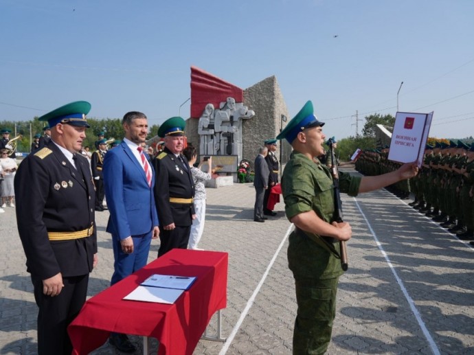 В Забайкалье новобранцы-пограничники приняли военную присягу