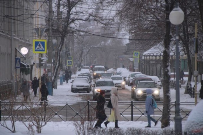 Снег и гололед обещают астраханцам 