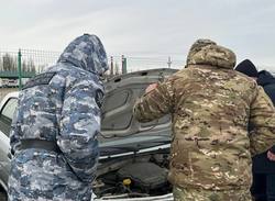 В зону СВО отправили конфискованные "Шкоду" и "Газель"
