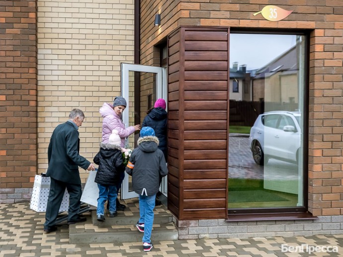 В 2025 году для многодетных белгородских семей по региональной программе построят 40 домов