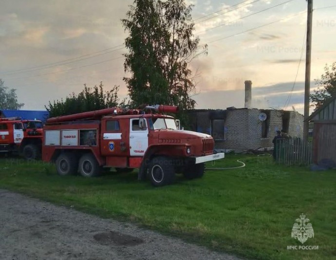 С начала дачного сезона огнеборцы НСО ликвидировали более 170 пожаров в садовых товариществах