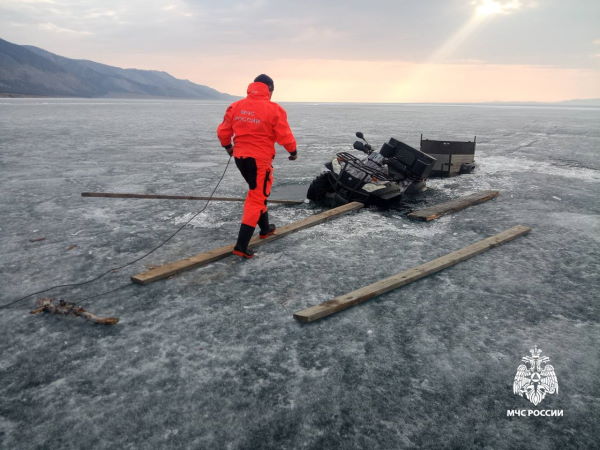 «Самолёт, катера»: Со дна Байкала подняли более 120 крупногабаритных находок