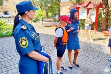 Красные кепки в Смоленске учились основам безопасности на воде