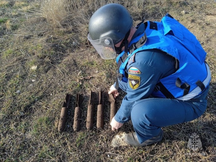 В Крыму ищут химиков-дозиметристов, мастеров-спасателей и сапёров