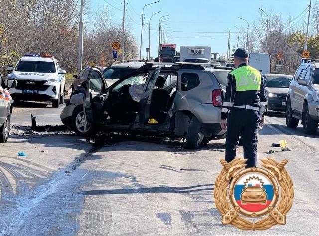 Два человека погибли в тройном ДТП в Уфе