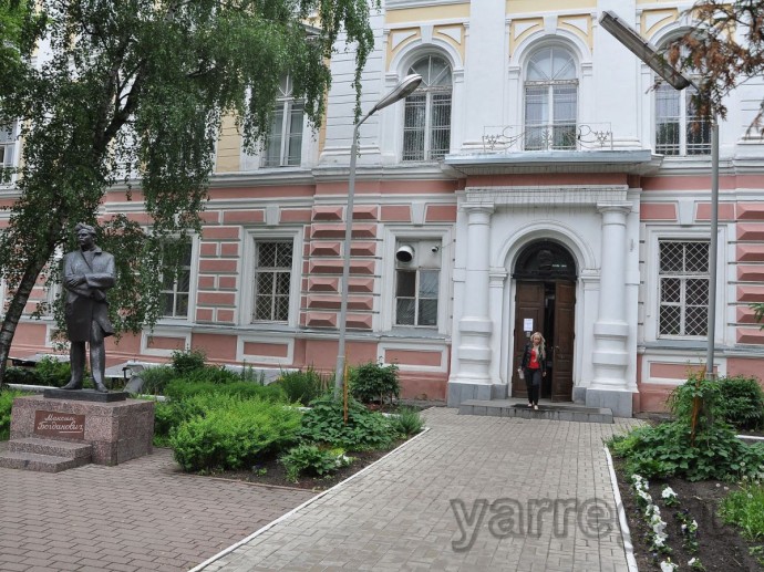 Ярославские вузы начнут принимать абитуриентов по новым правилам