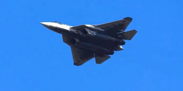 Рособоронэкспорт подписал первые контракты на поставку Су-57 - «Политика»