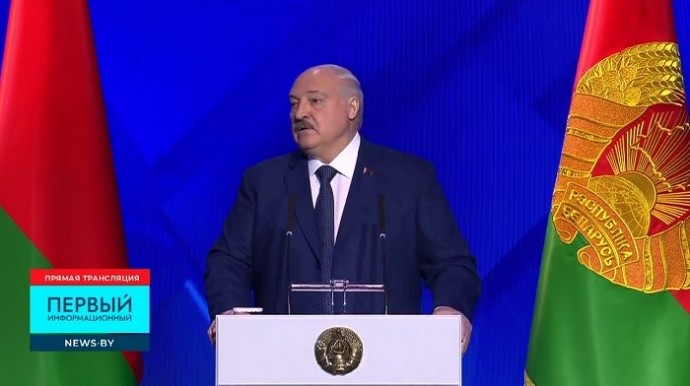 Лукашенко заявил, что урегулирование украинского кризиса упирается в Зеленского