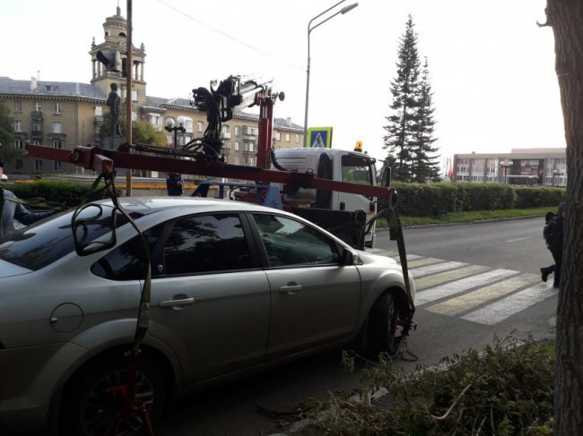 У магнитогорцев продолжают конфисковывать автомобили