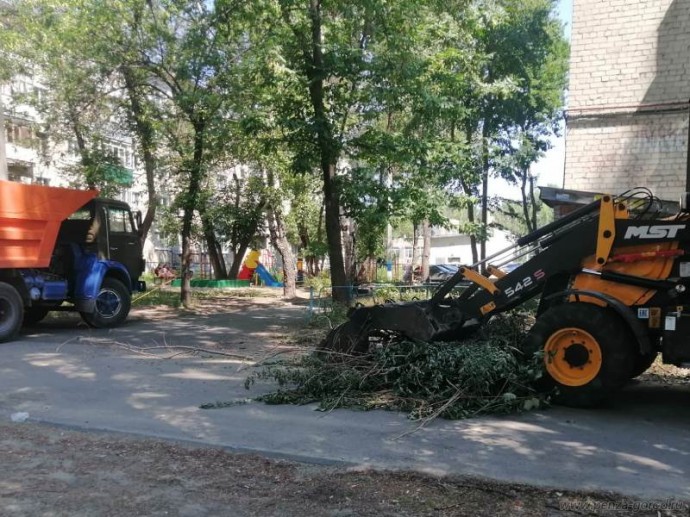 В Пензе с улиц Железнодорожного района вывезли 105 кубометров мусора