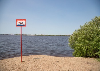 В Благовещенске во время купания пропала женщина