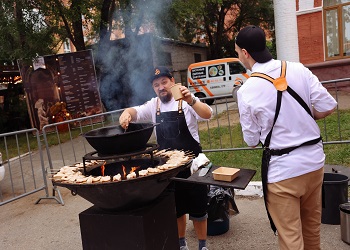 Мэр Благовещенска рассказал об атмосфере фестиваля «Берега вкуса»