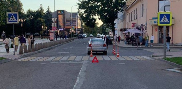 В Старой Руссе молодой водитель сбил мальчика на пешеходном переходе