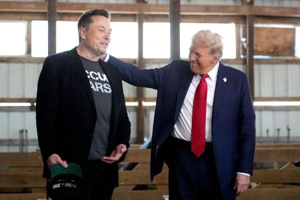 Дело за Трампом: Маск собирается вернуть американцам по $ 5 000, сэкономленных DOGE