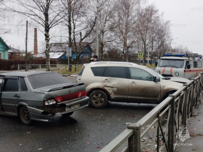 В результате ДТП в Ярославской области пострадали четыре человека