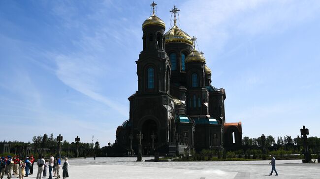 В подмосковном парке "Патриот" молния ударила в трех человек