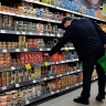 В Туве договорились о наценке на социально значимые продукты не более 5%