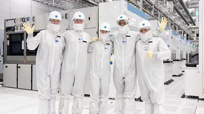 Трамп может передать под управление TSMC предприятия Intel в США