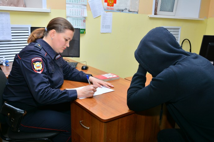 Под Пензой молодой уголовник обокрал собственную мать