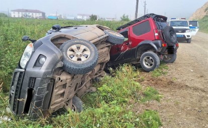 "Пострадали 4 взрослых и 1 ребенок": девушка на внедорожнике спровоцировала ДТП в Углегорском районе