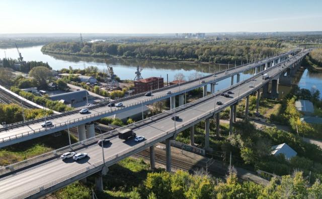 В Уфе запретят движение грузовиков по старому Затонскому мосту