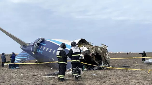 Алиев и Токаев выразили друг другу соболезнования в связи с авиакатастрофой