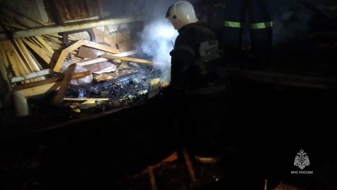 В Башкирии мужчину с места пожара доставили сразу в реанимацию