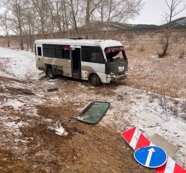 В Бурятии попал в ДТП рейсовый автобус с пассажирами