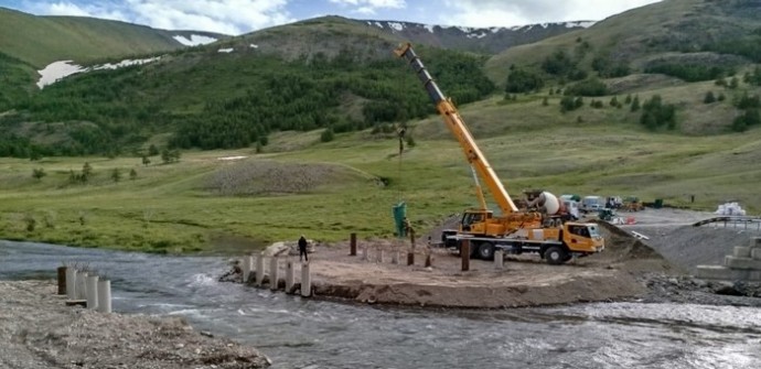 Ремонт мостов продолжается в Кош-Агачском районе