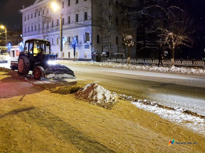 В ближайшие сутки в Кирове 7 улиц почистят от снега